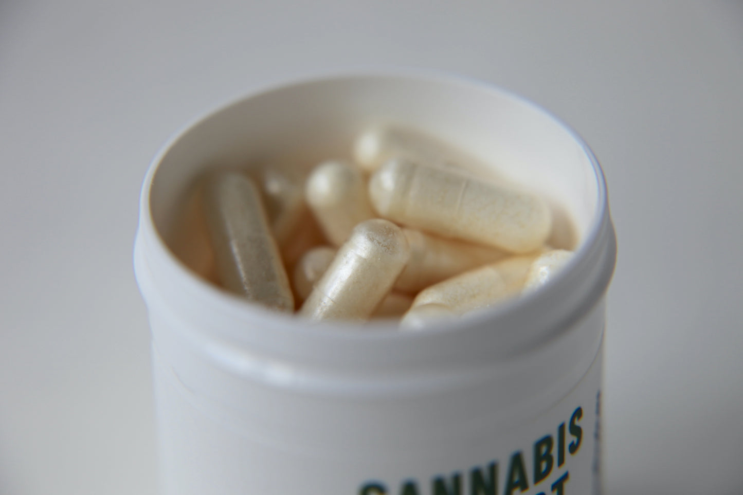CBD Distillate Crumbles Capsules